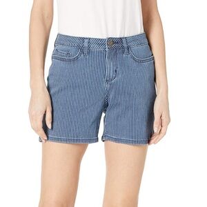 LEE Regular Fit Short Mid Rise Pinstriped Stretch Shorts Size 18